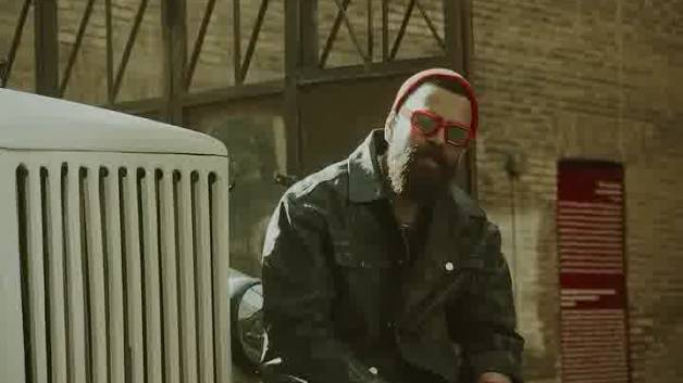 آهنگ معین زد به نام کف تهرون